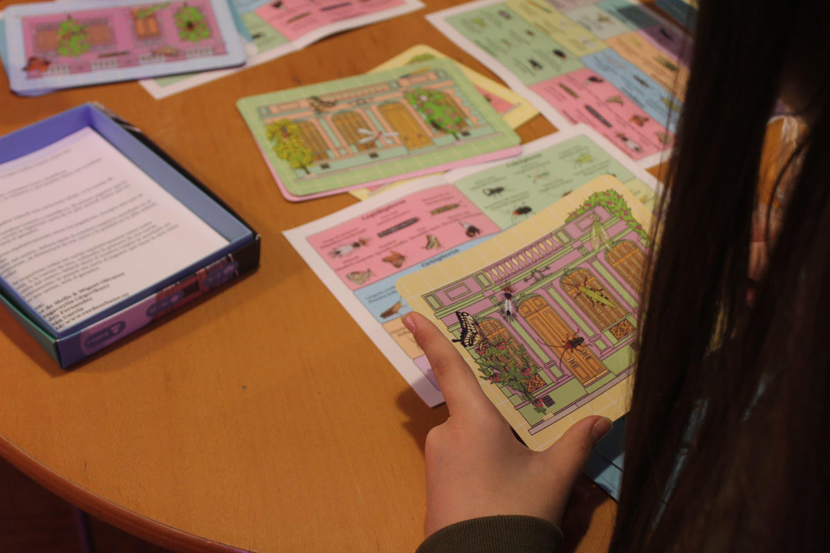 Cartas y cartilla de Bicho de Ciudad